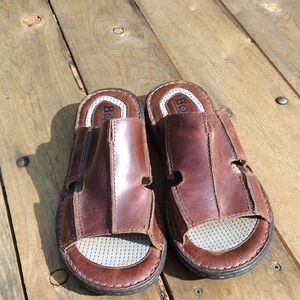 Born Men's Brown Leather Sandals Slip On Slides Size 10